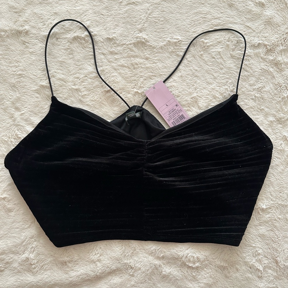 Wild Fable Black Fitted Crop Top with V-Neckline and Spaghetti Straps
